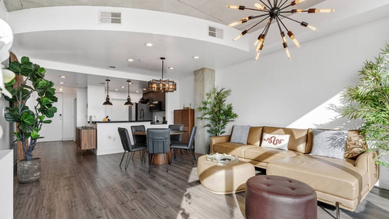 Photo of Livingroom in South Eola