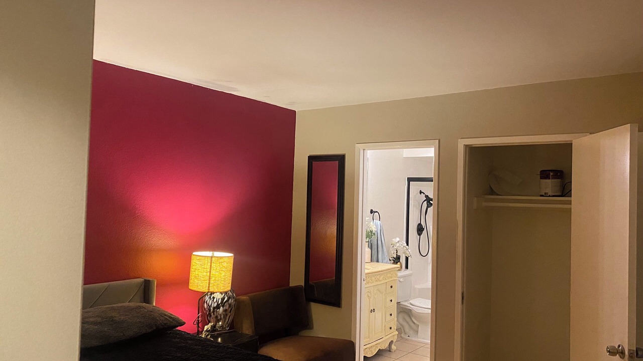 Photo of Bedroom in Koreatown