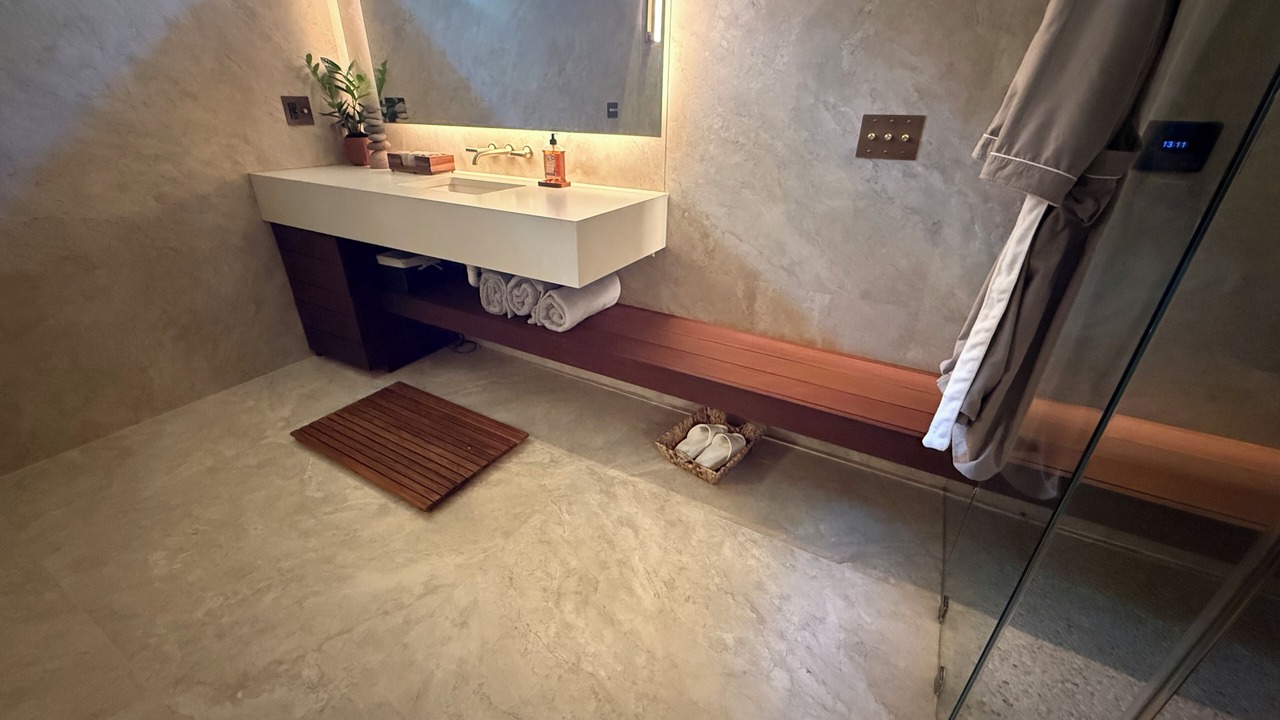 Photo of Bathroom in Plaza Midwood