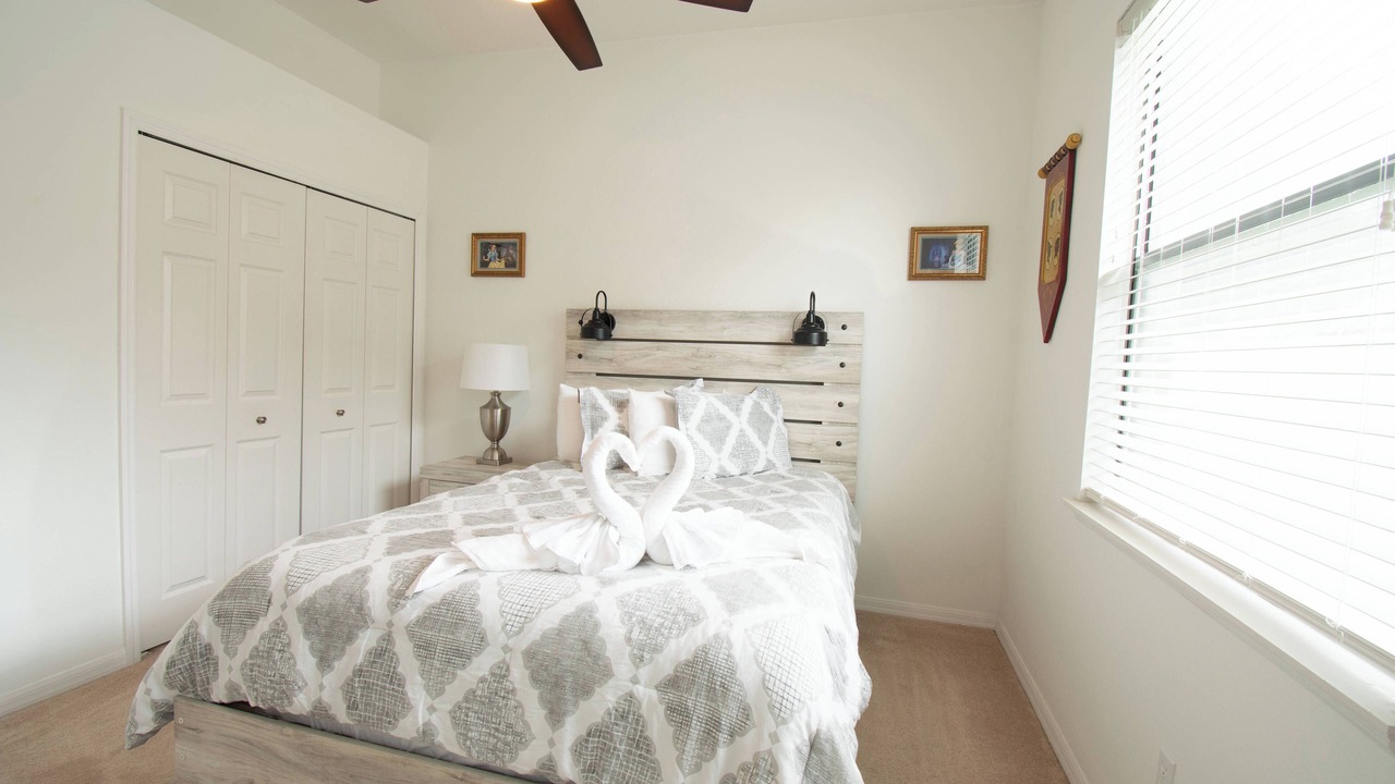 Photo of Bedroom in Legacy Park