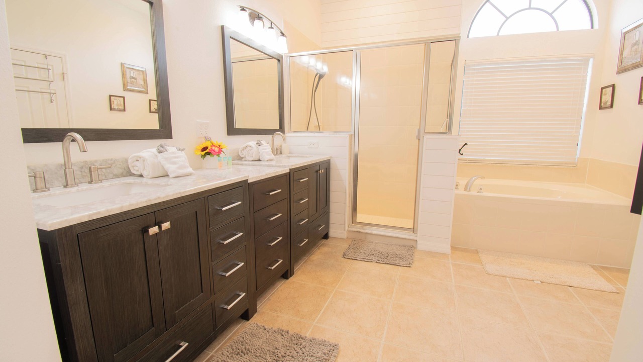 Photo of Bathroom in Legacy Park