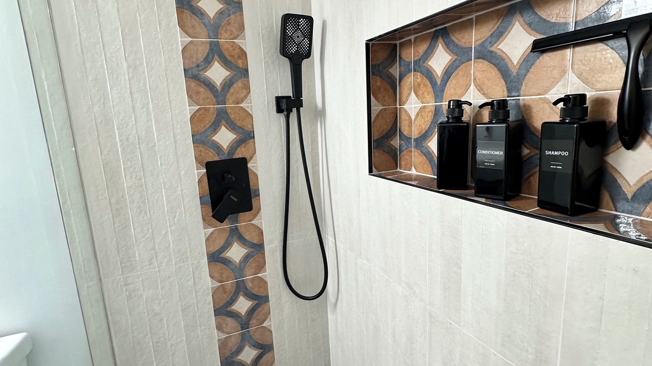 Photo of Bathroom in Collier Heights