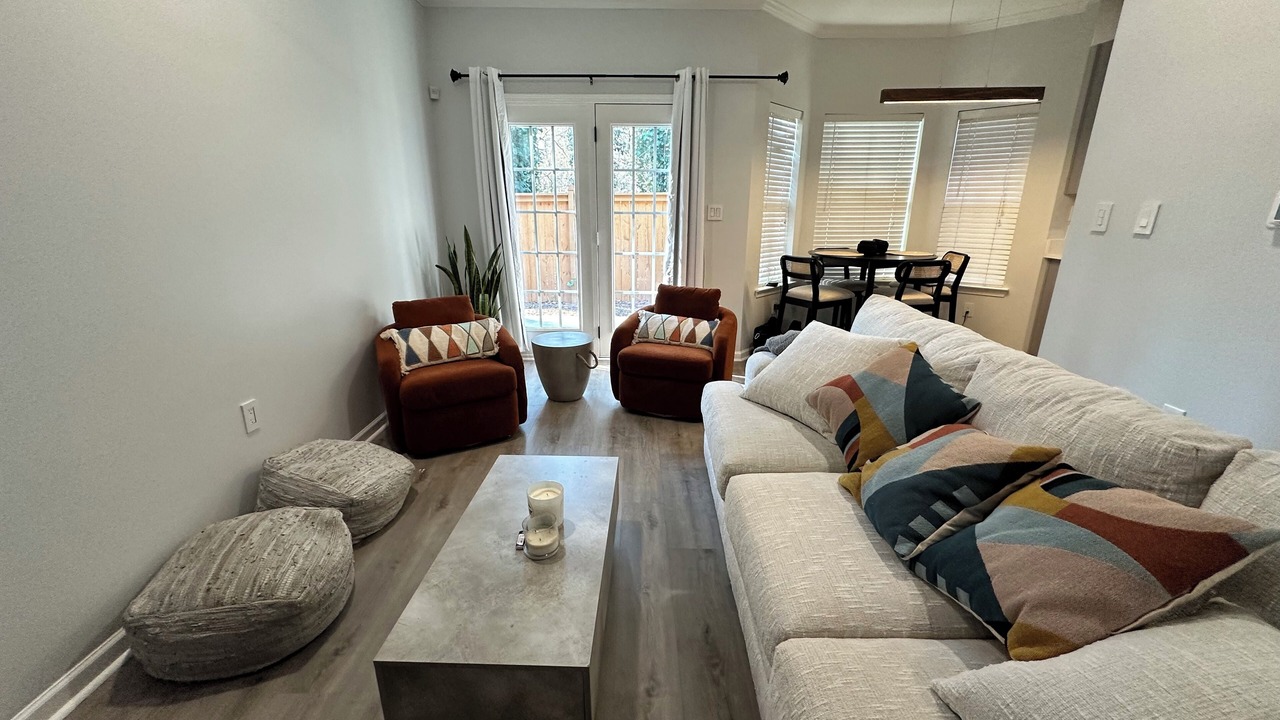 Photo of Livingroom in Collier Heights