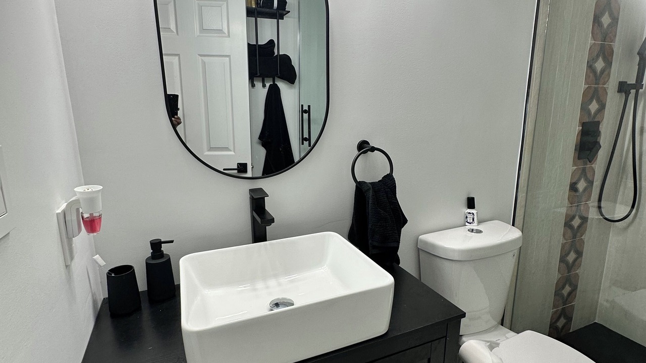 Photo of Bathroom in Collier Heights