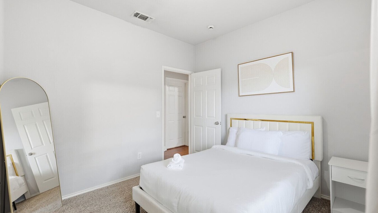 Photo of Bedroom in Frisco