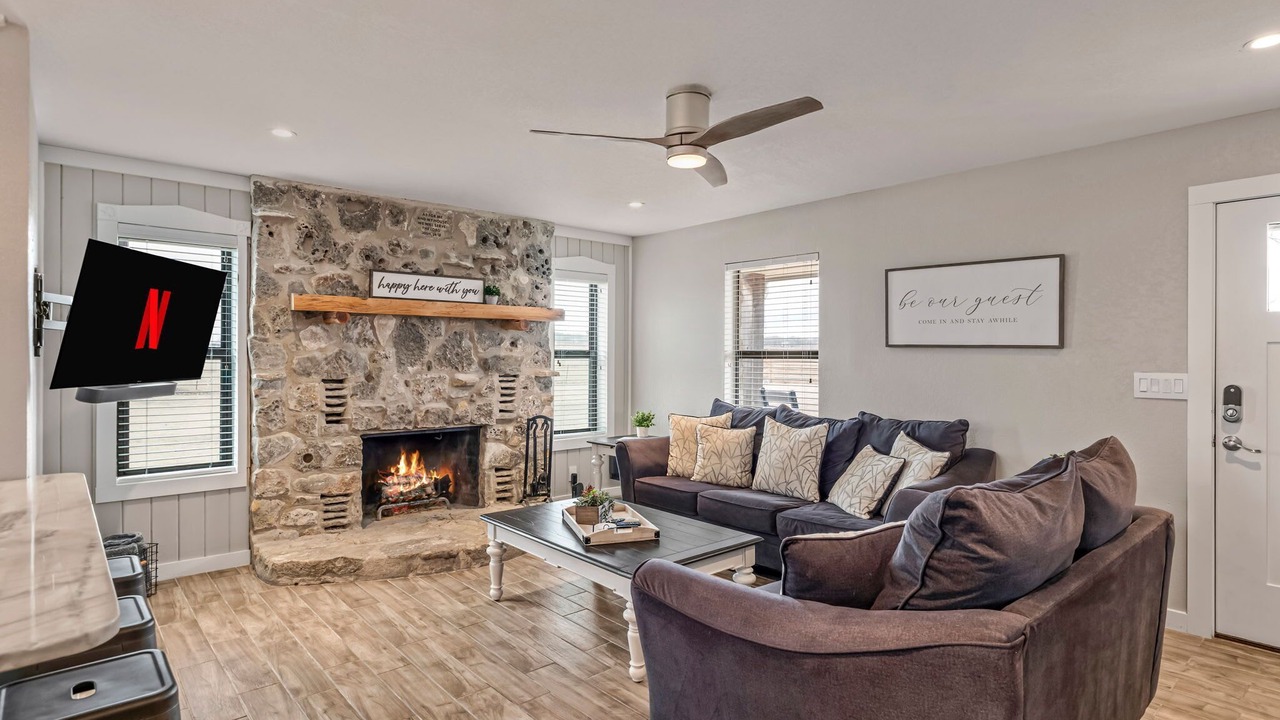 Photo of Livingroom in Fredericksburg