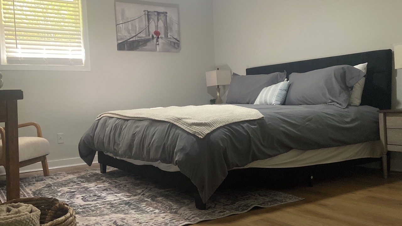 Photo of Bedroom in Candler-McAfee