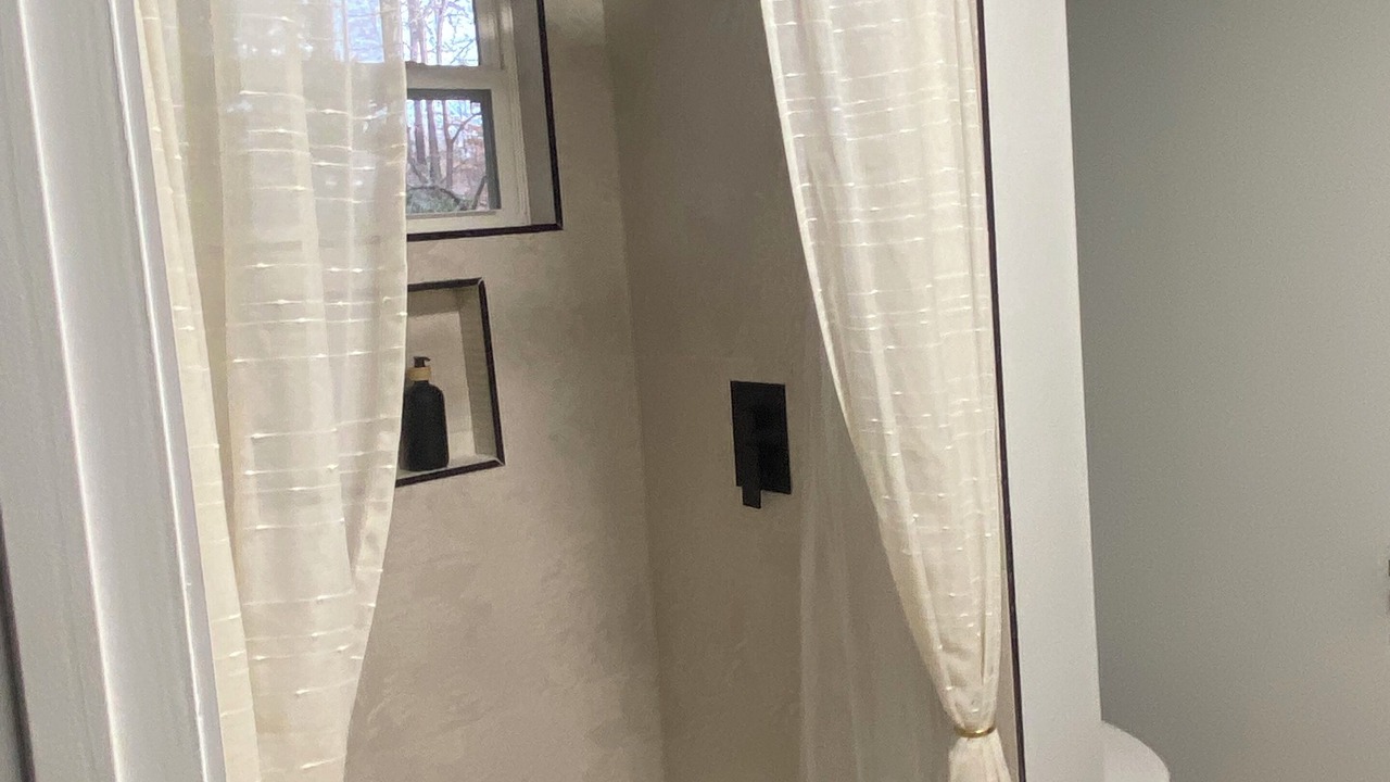 Photo of Bathroom in Candler-McAfee