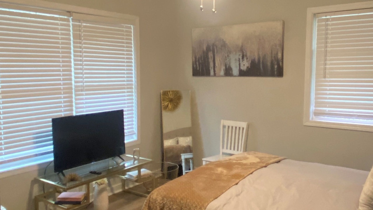 Photo of Bedroom in Candler-McAfee