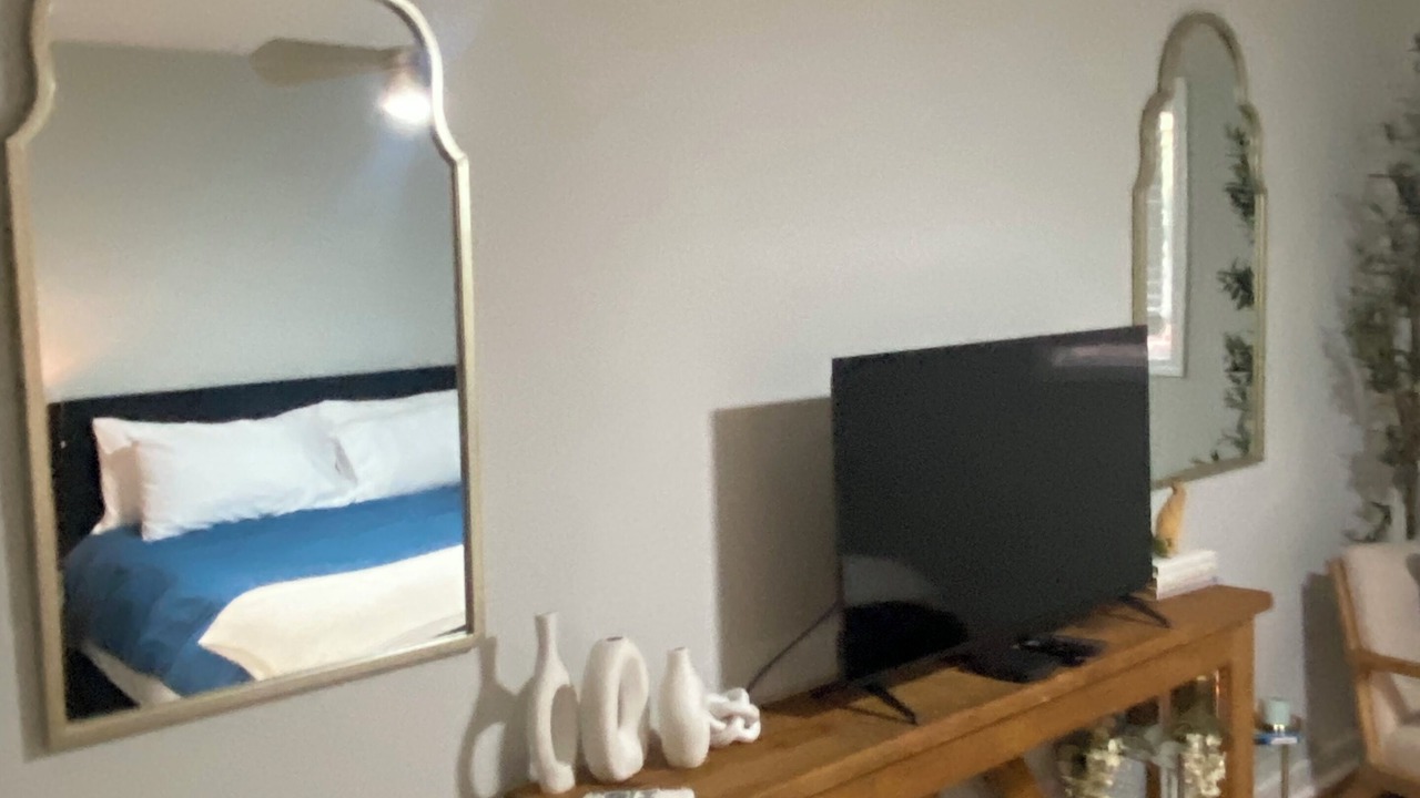 Photo of Bedroom in Candler-McAfee