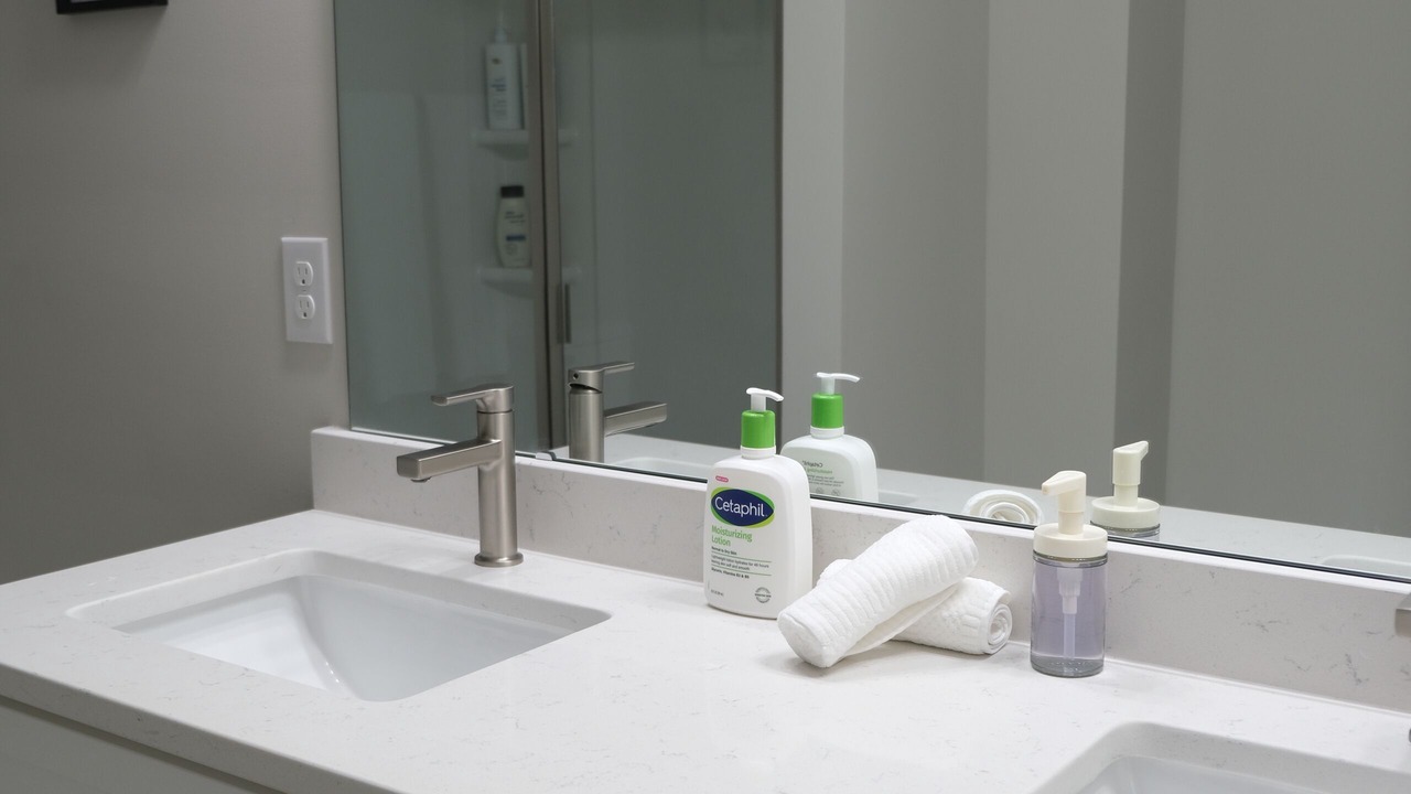 Photo of Bathroom in Ponderosa - Wingate