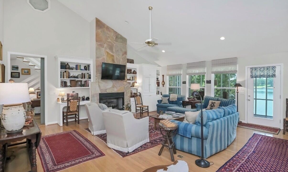 Photo of Livingroom in Ridgeway