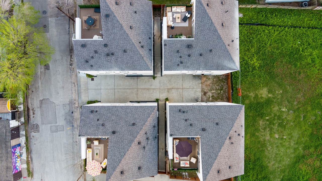Photo of Outdoor in Washington Ave./ Memorial Park