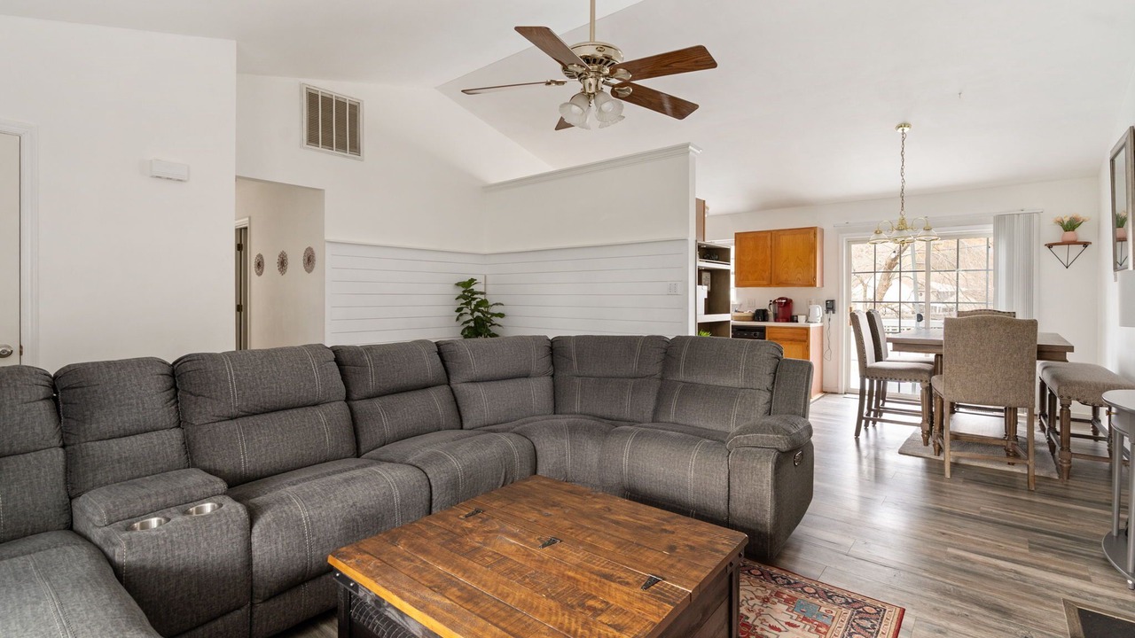 Photo of Livingroom in Glen Allen
