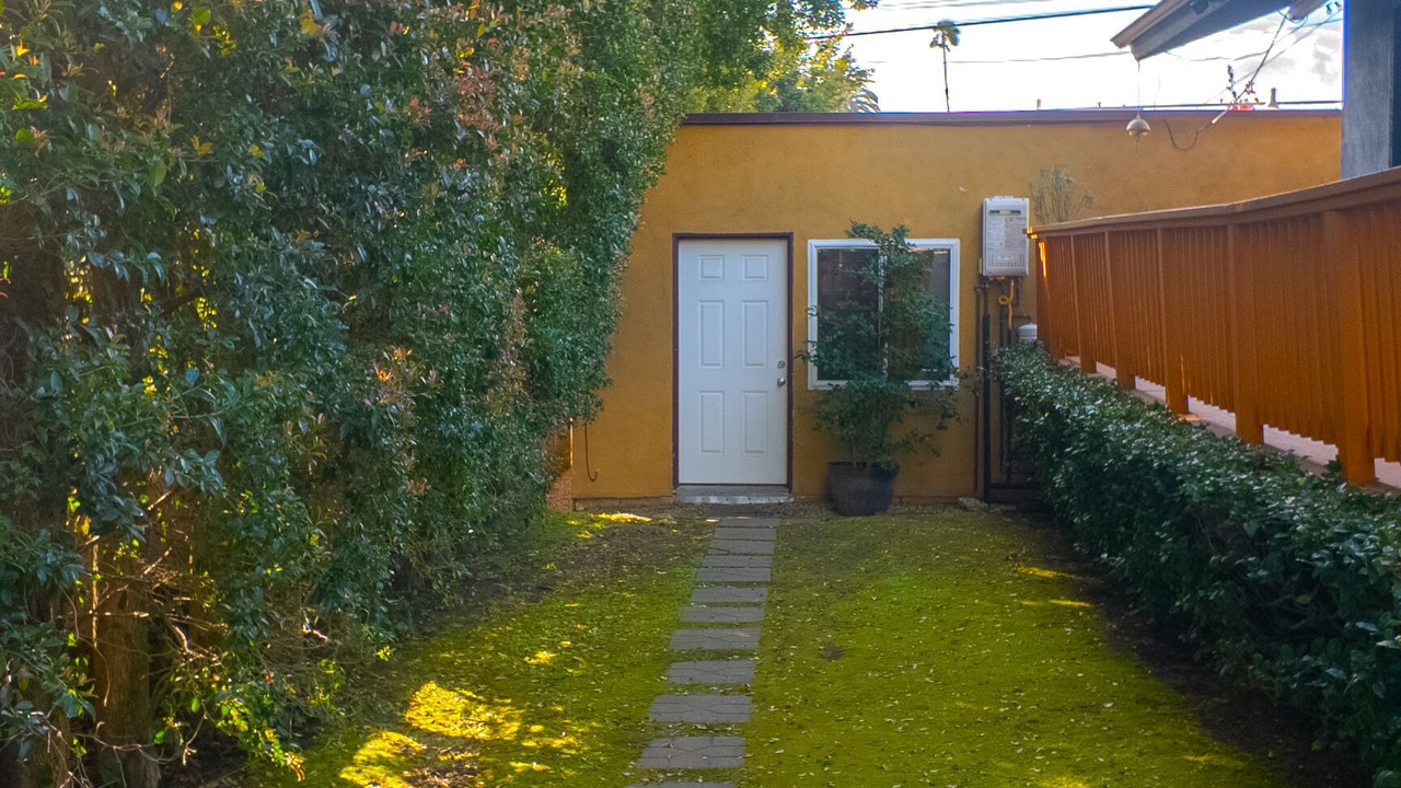 Photo of Outdoor in East Hollywood
