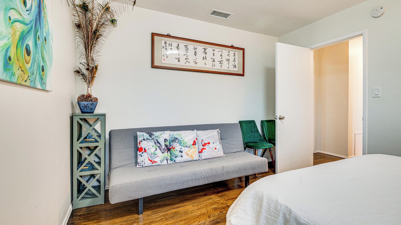 Photo of Bedroom in East Pasadena
