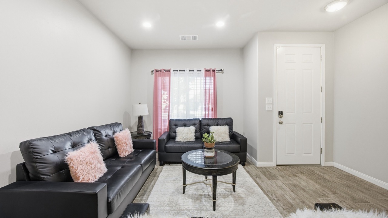 Photo of Livingroom in Greenacres