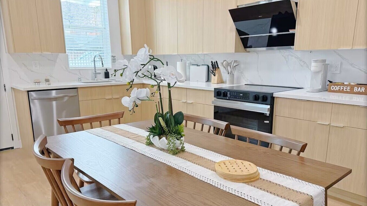 Photo of Kitchen in East Pasadena