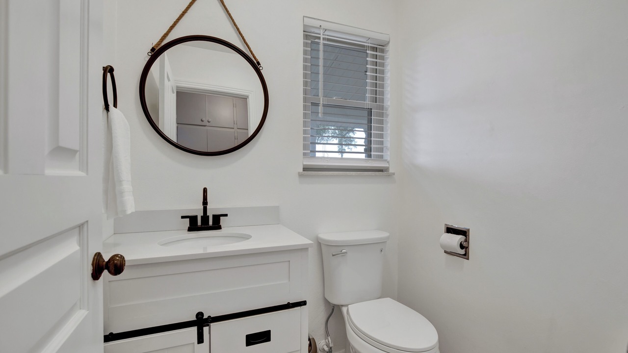 Photo of Bathroom in Stonewall