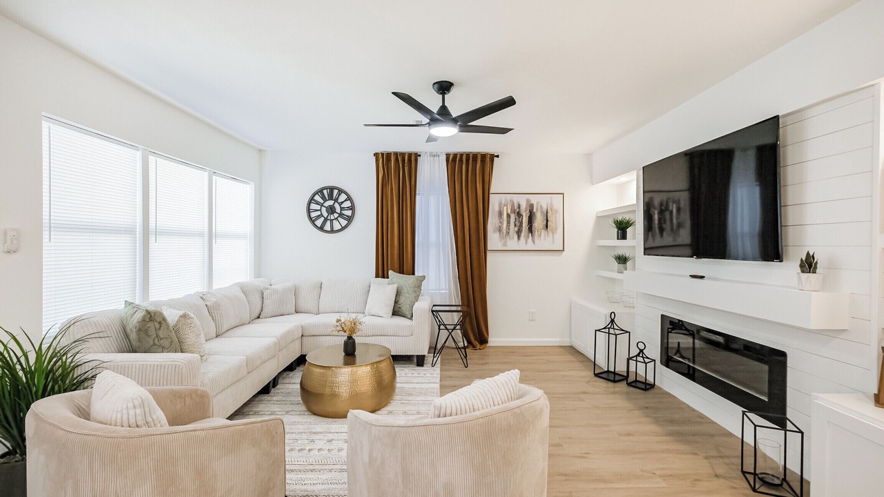 Photo of Bedroom in Garden Oaks