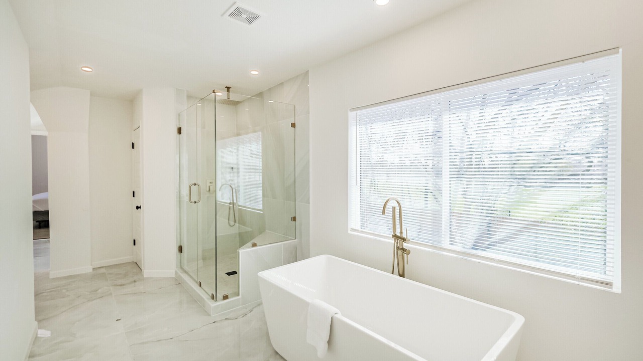 Photo of Bathroom in Garden Oaks