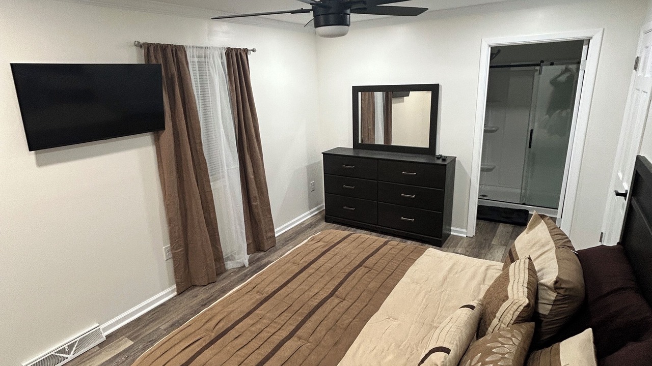 Photo of Bedroom in Grover