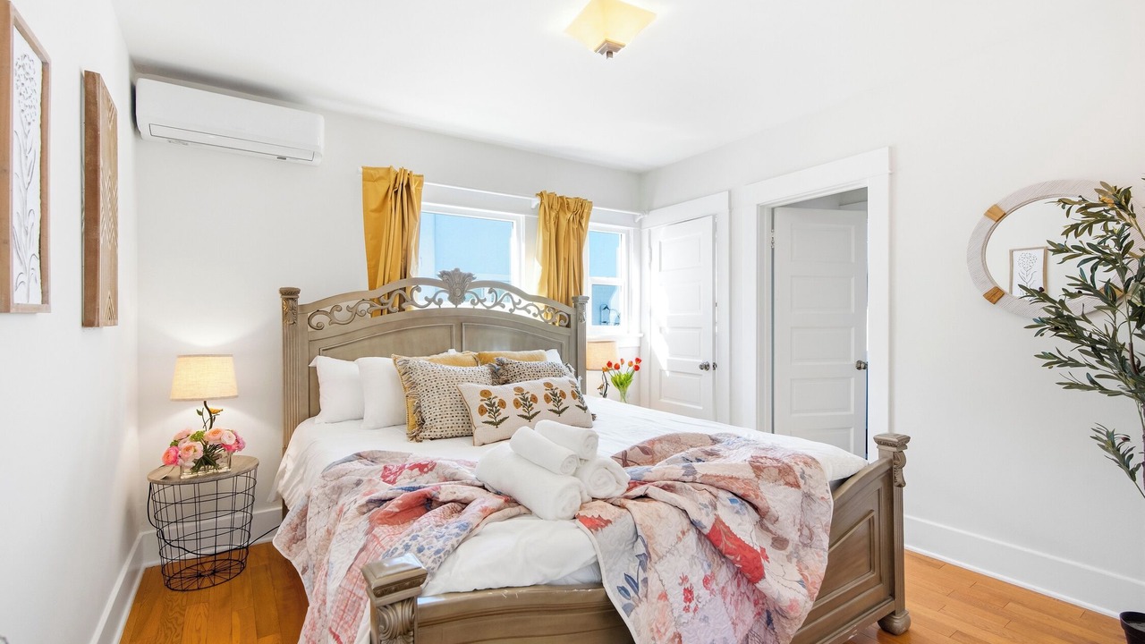 Photo of Bedroom in South Pasadena