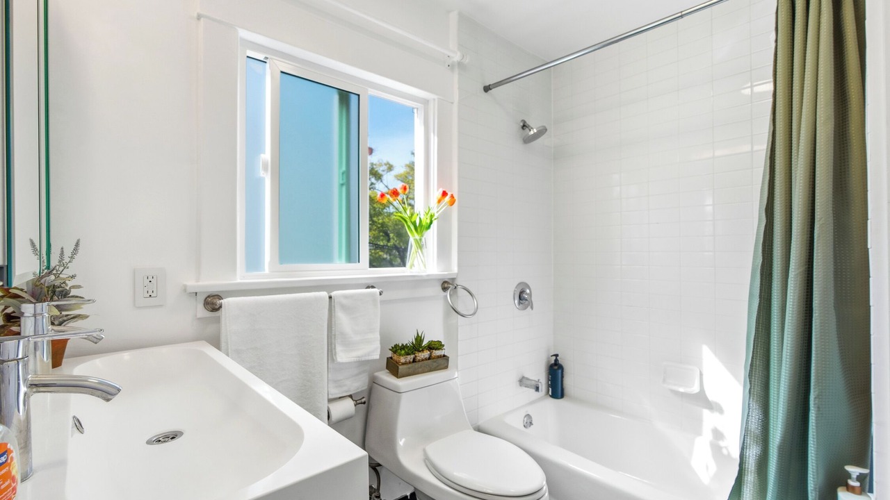 Photo of Bathroom in South Pasadena