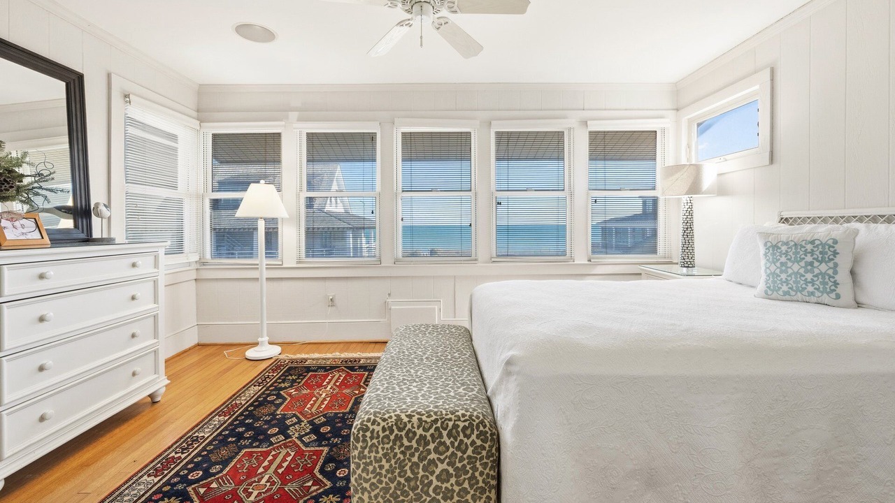 Photo of Bedroom in Debordieu Colony