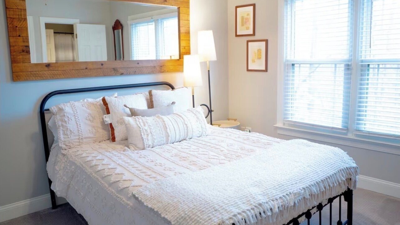 Photo of Bedroom in Jamestown