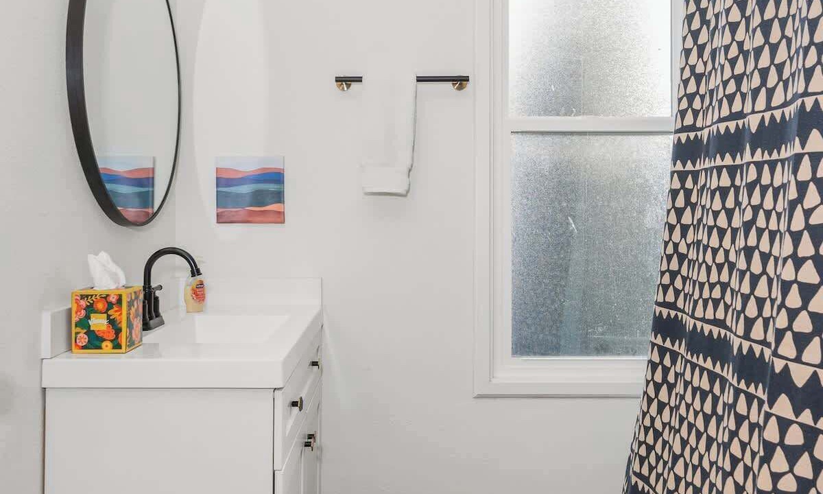 Photo of Bathroom in West Central