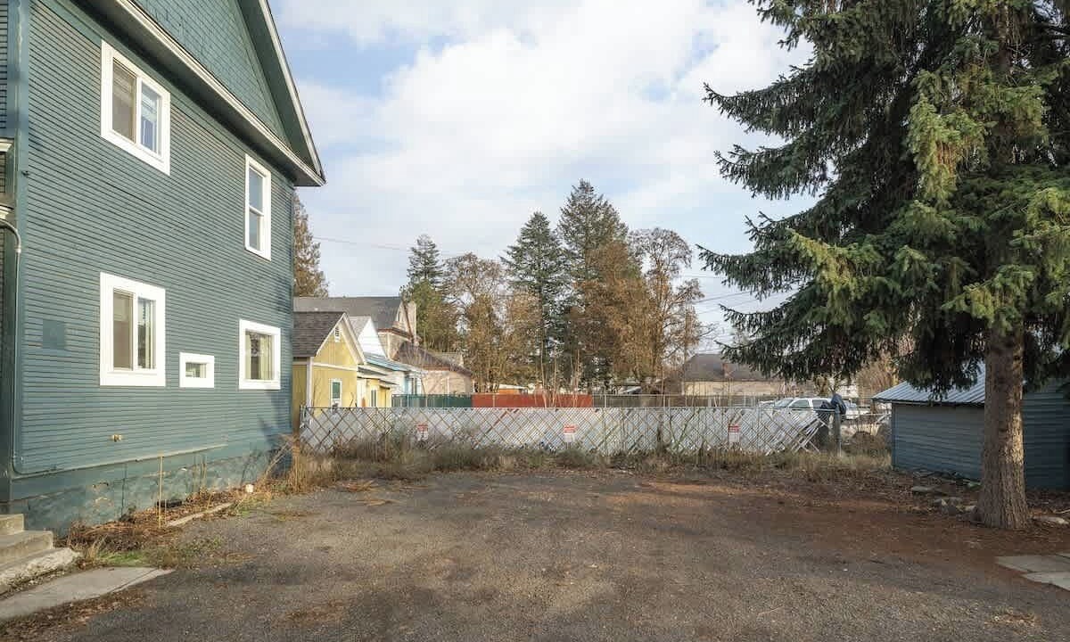 Photo of Outdoor in West Central