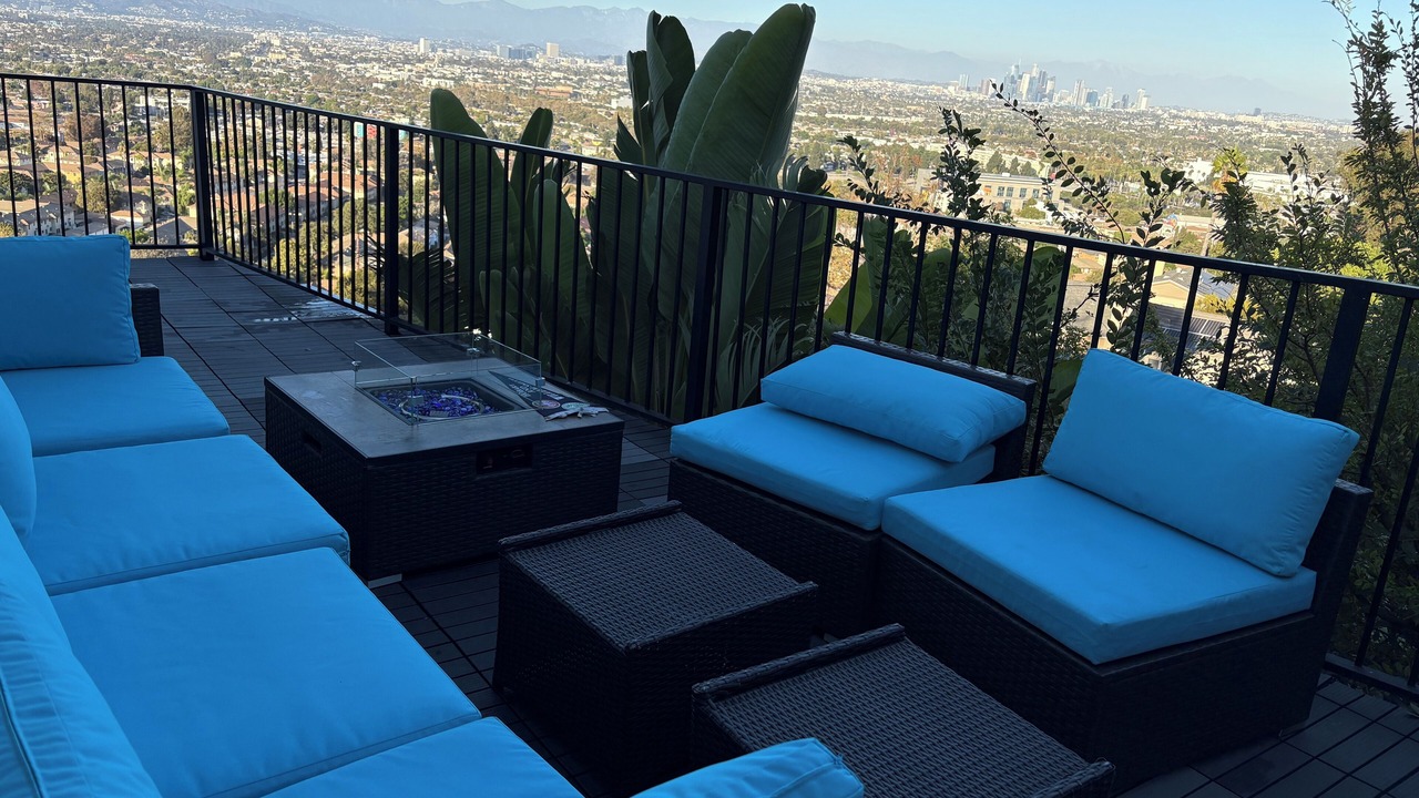 Photo of Outdoor in Crenshaw