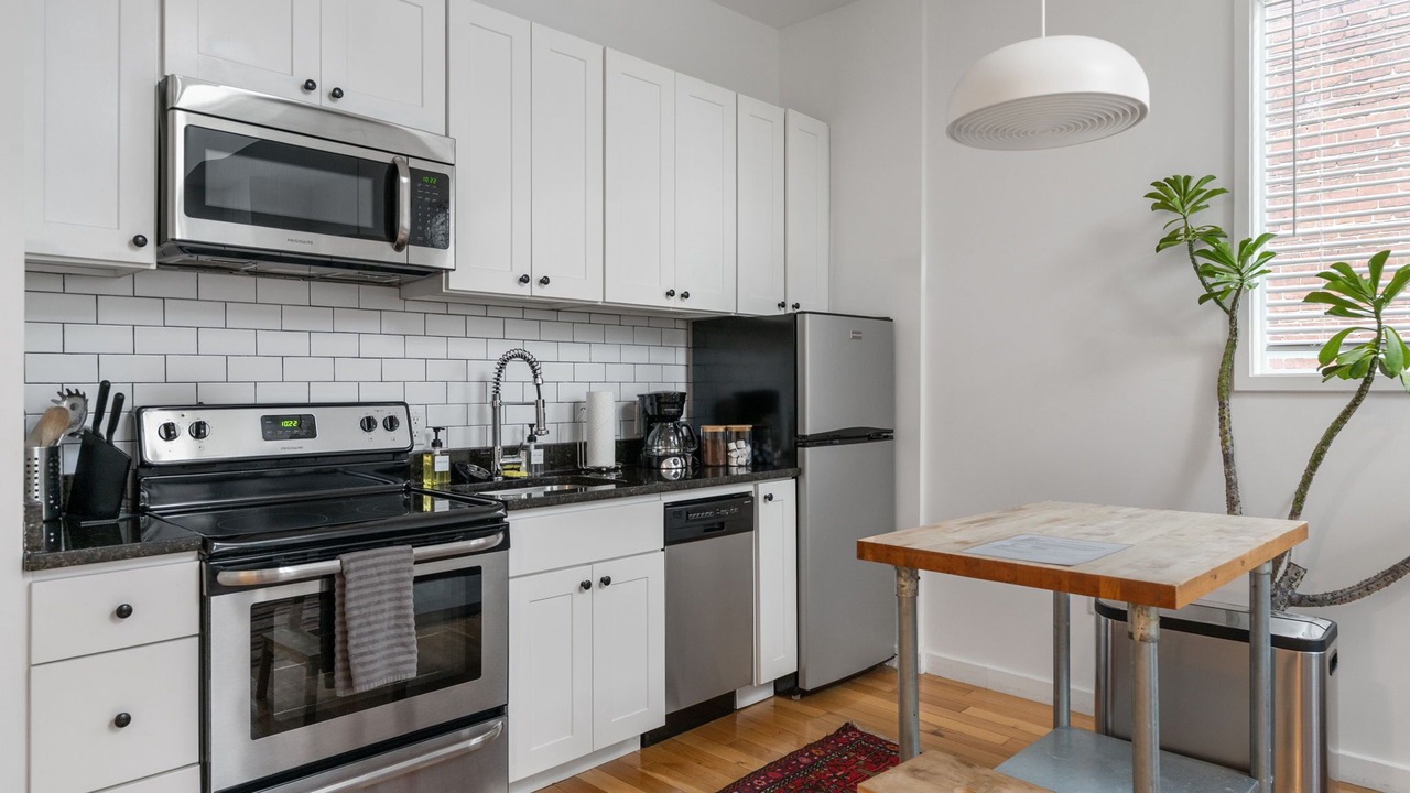 Photo of Kitchen in Monroe Ward