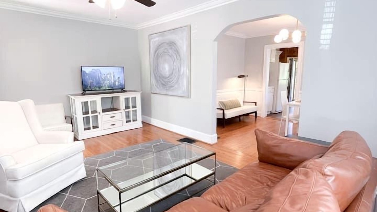Photo of Livingroom in Plaza Midwood