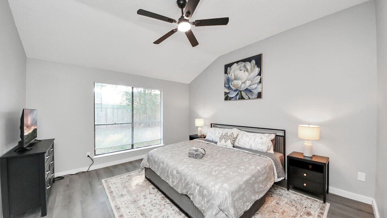 Photo of Bedroom in Pecan Grove