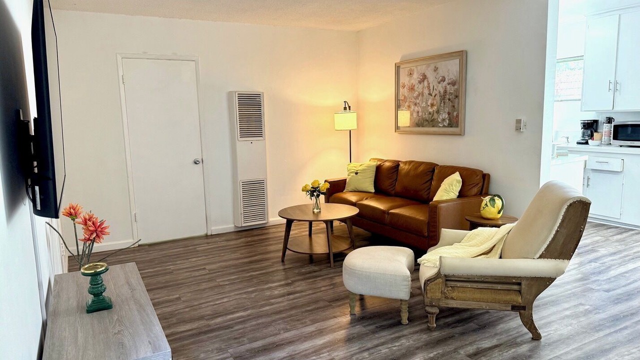 Photo of Livingroom in Castle Heights