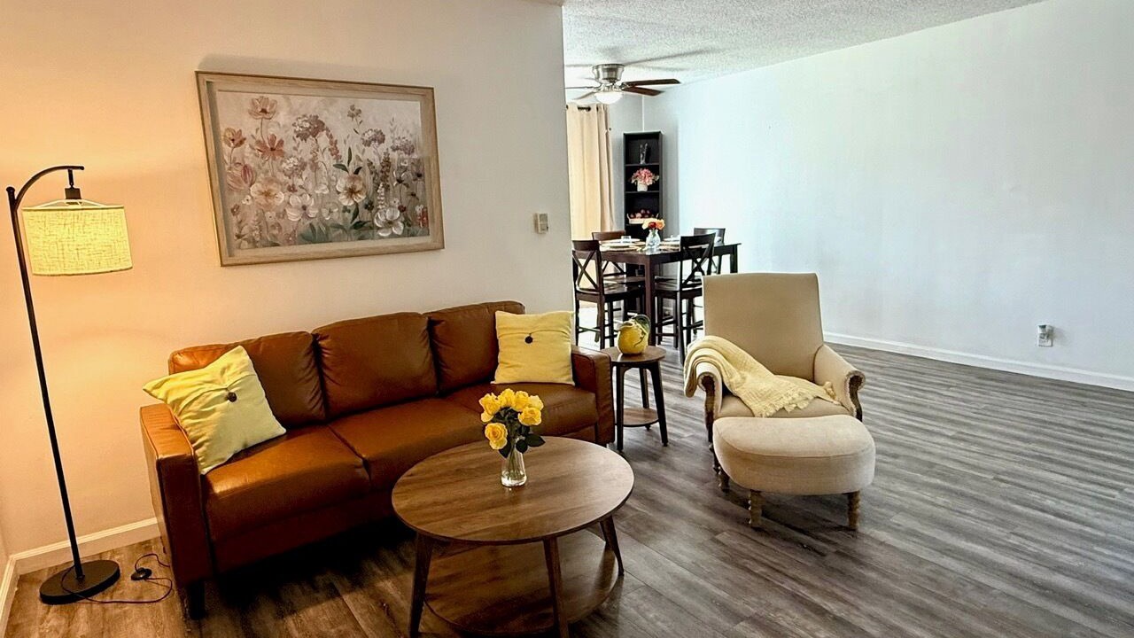 Photo of Livingroom in Castle Heights