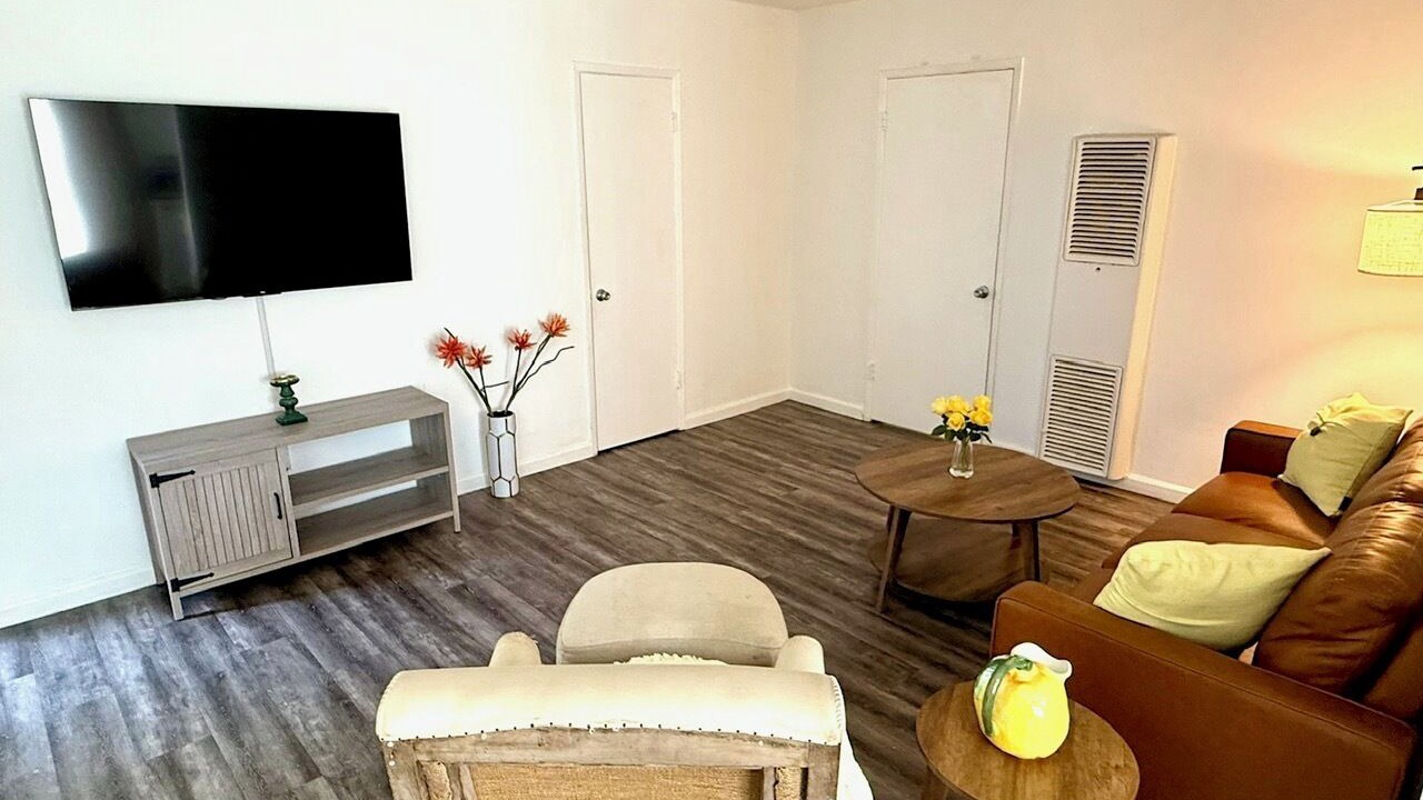 Photo of Livingroom in Castle Heights
