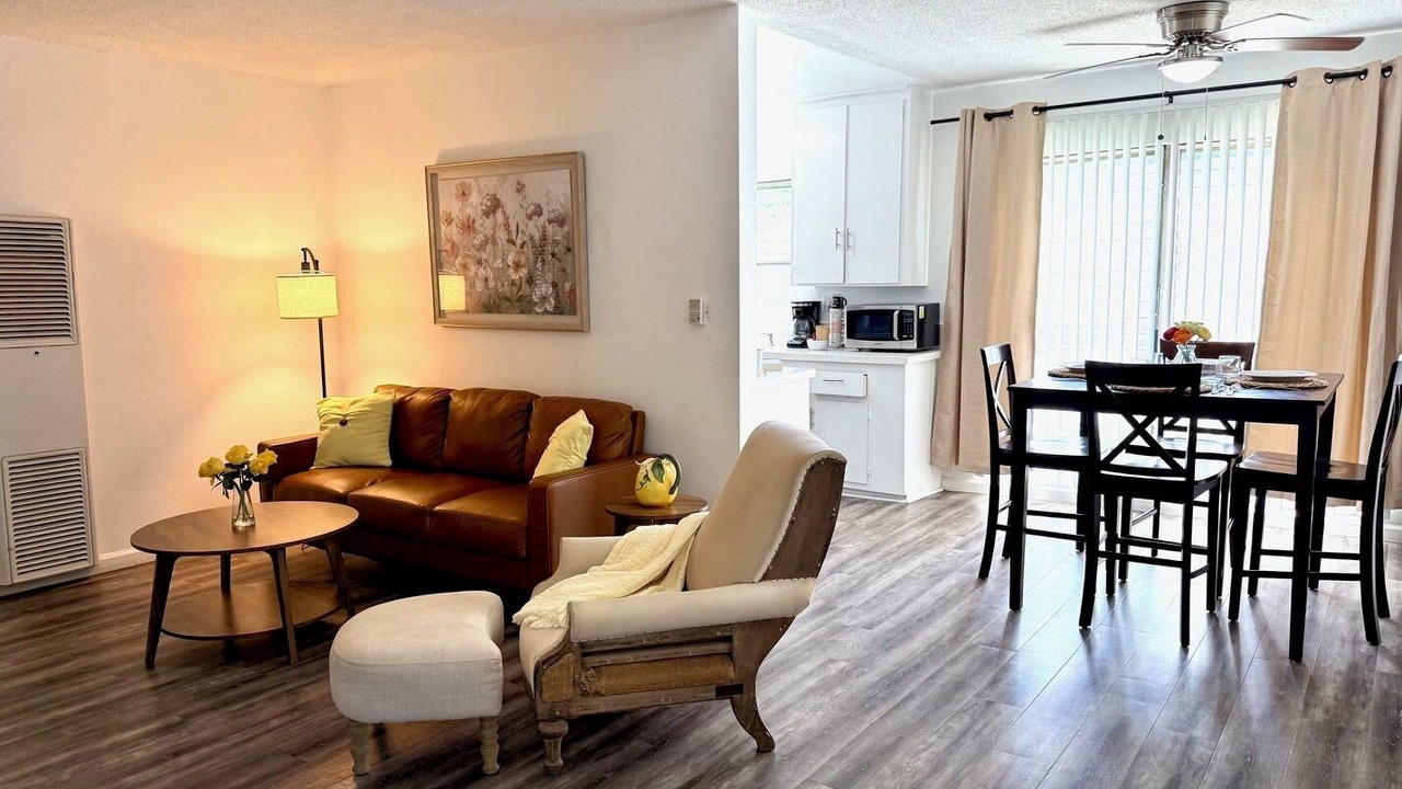 Photo of Livingroom in Castle Heights