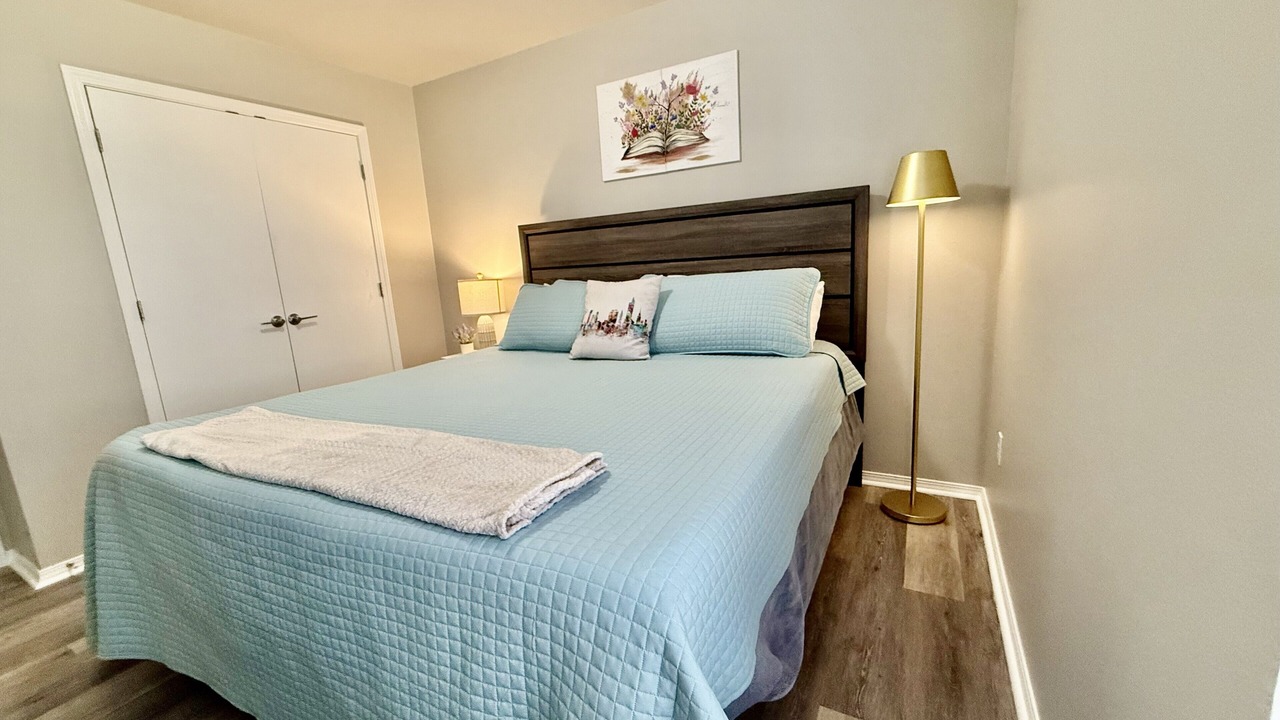 Photo of Bedroom in Broken Arrow