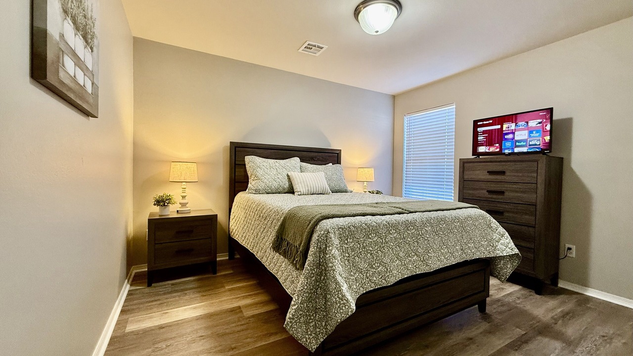 Photo of Bedroom in Broken Arrow