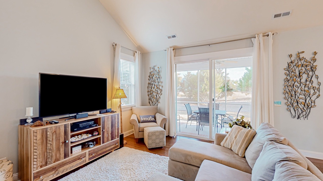 Photo of Livingroom in St. James