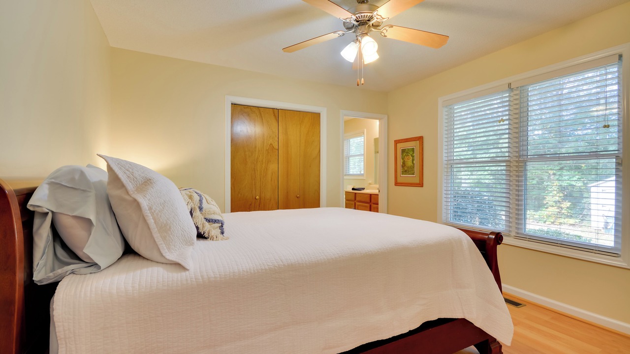 Photo of Bedroom in Lexington