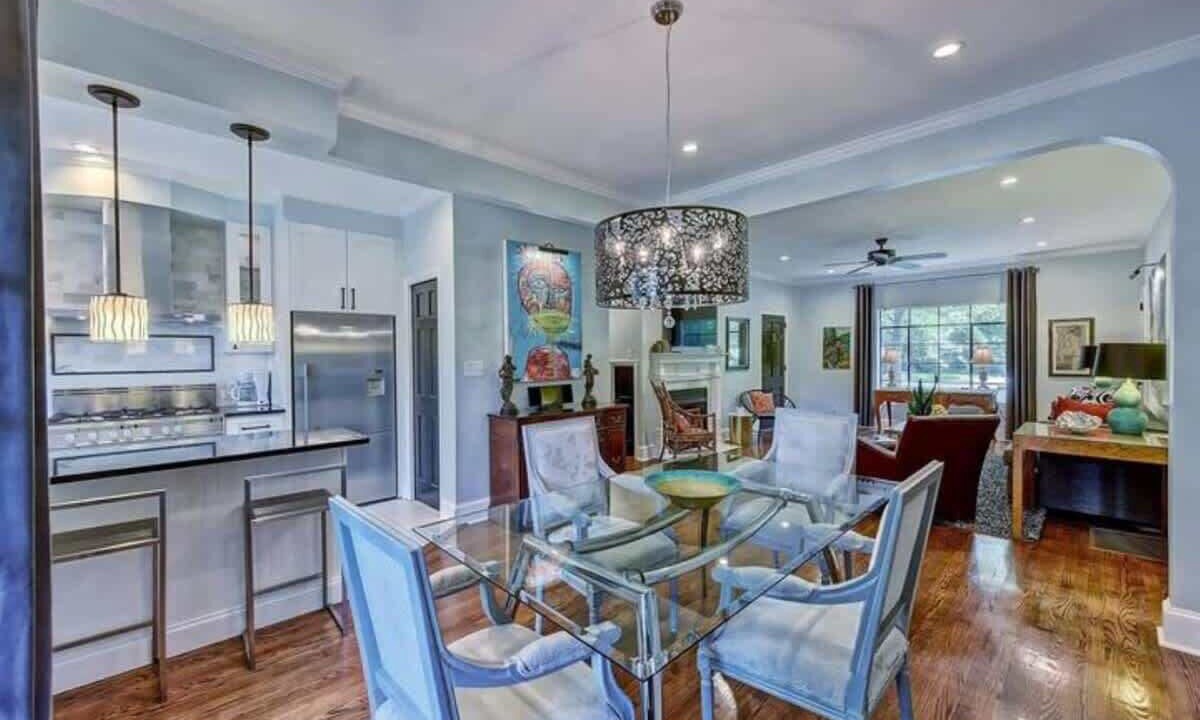 Photo of Bedroom in Myers Park