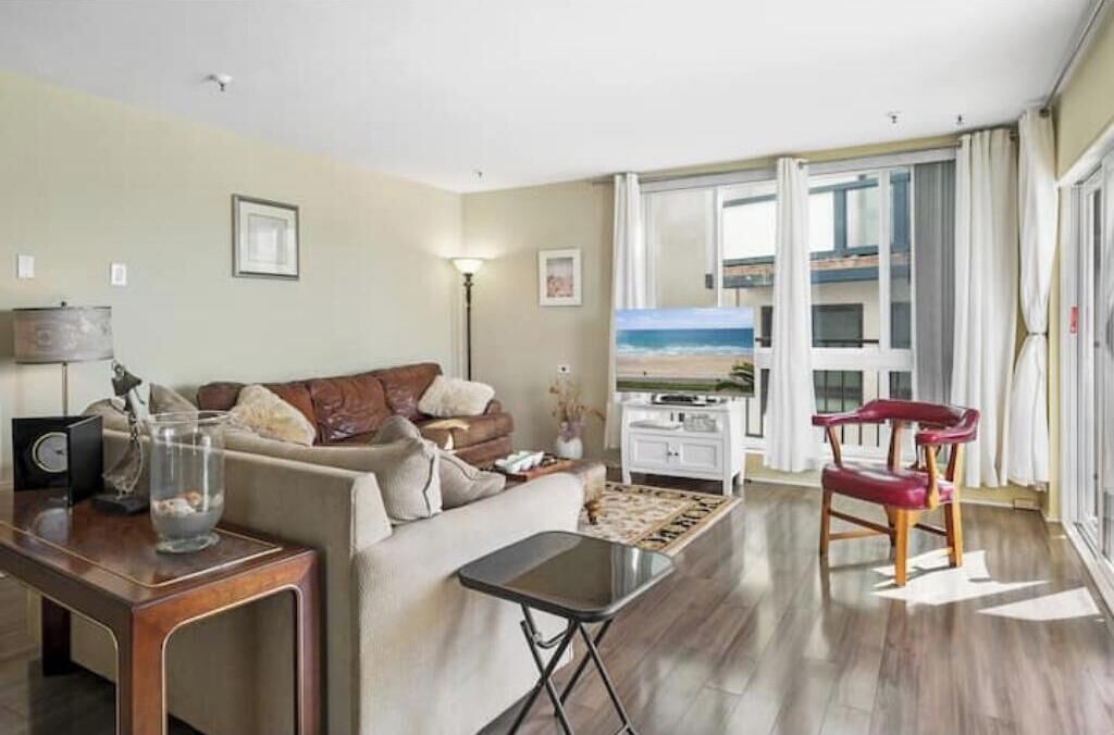 Photo of Livingroom in South Redondo