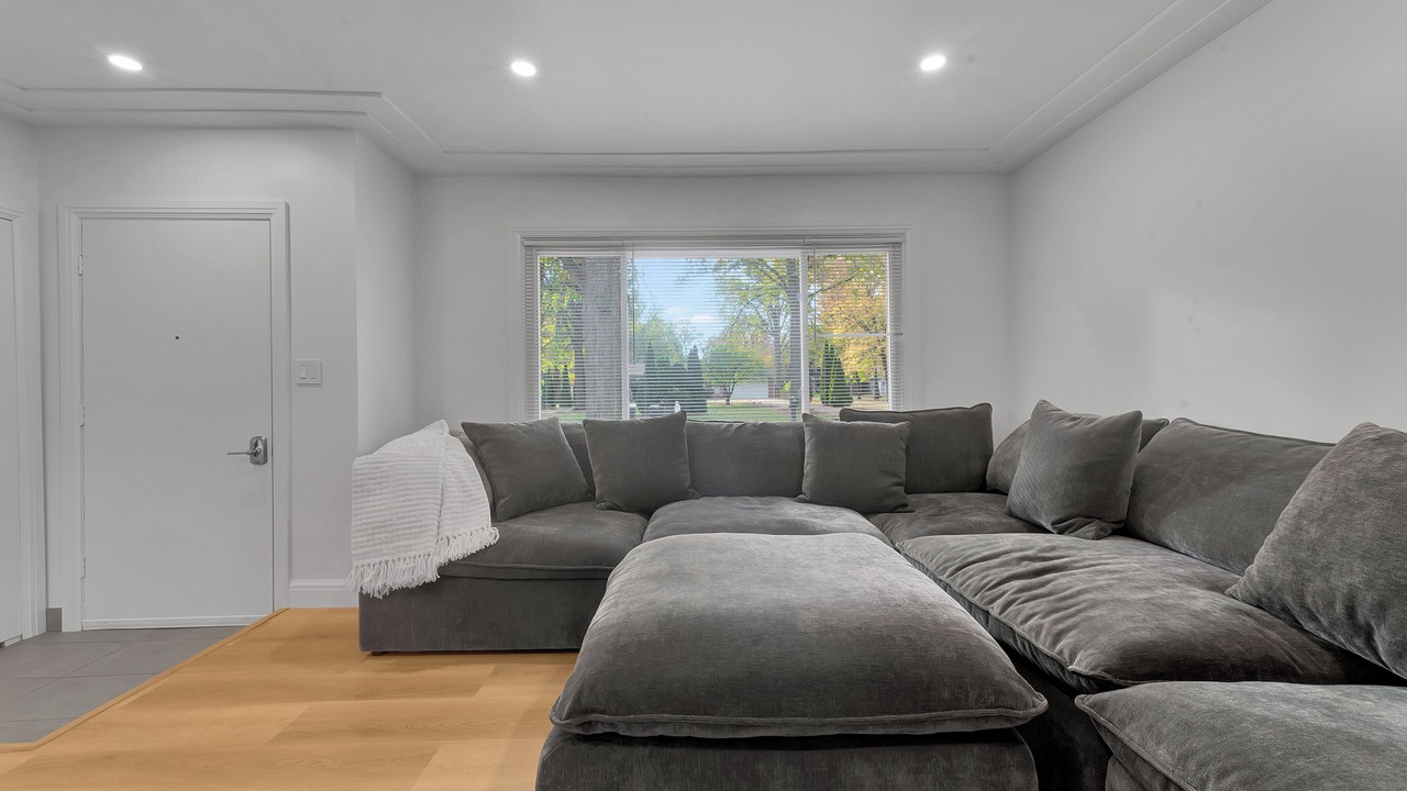 Photo of Livingroom in Rochester Hills