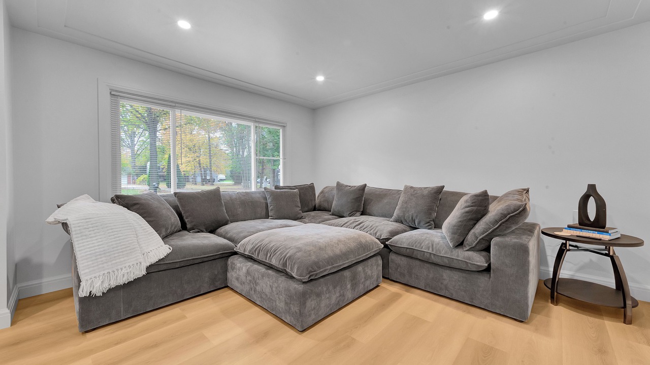 Photo of Livingroom in Rochester Hills