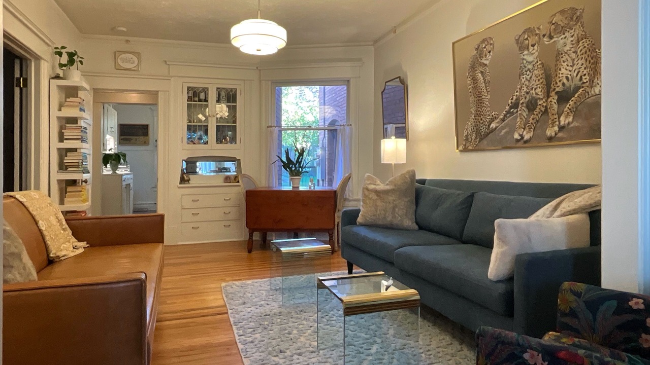 Photo of Livingroom in Rose Park