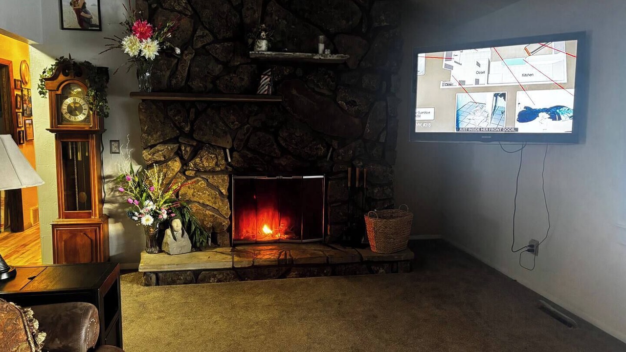 Photo of Livingroom in Lewistown